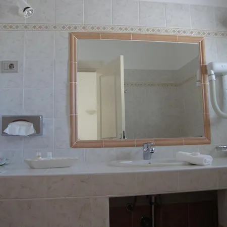 مكان تخييم La Pomposa Terrazzoni بونيفَسْيو